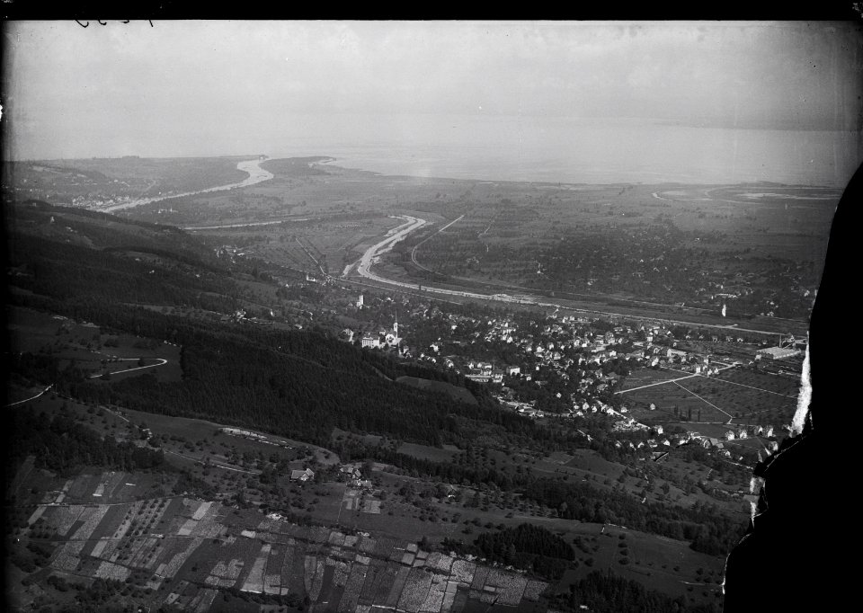 ETH-BIB-St. Margrethen, Rheinspitz, Bodensee v. S. aus 600 m-Inlandflüge-LBS MH01-004233