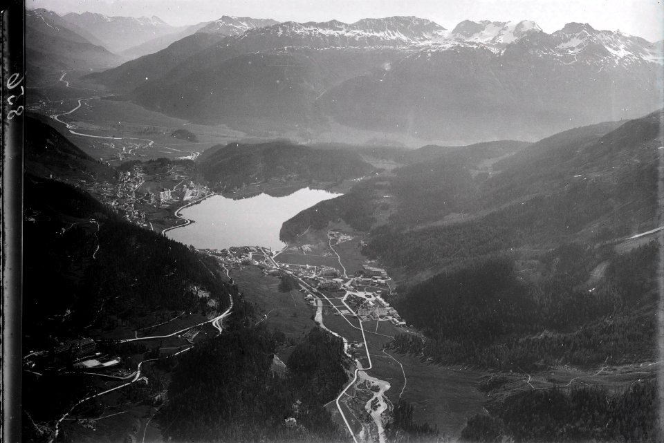 ETH-BIB-St. Moritz, Celerina v. S. W. aus 2200 m-Inlandflüge-LBS MH01-000856
