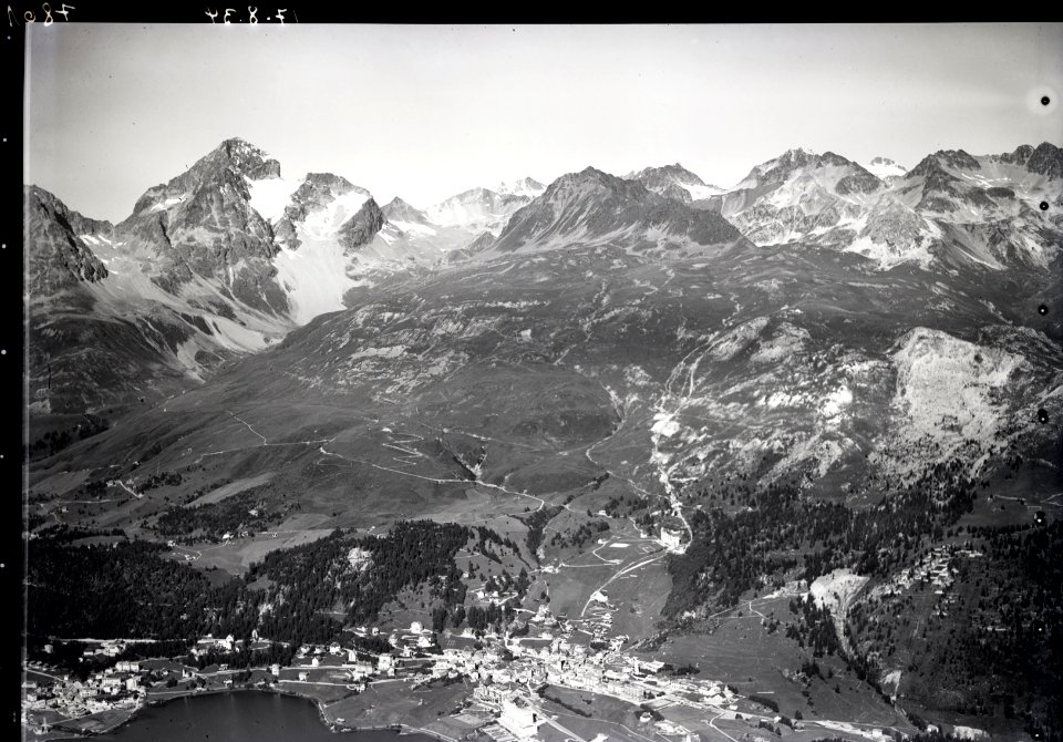 ETH-BIB-St. Moritz, Chantarella, Corviglia, Piz Julier v. S. aus 2600 m-Inlandflüge-LBS MH01-007861