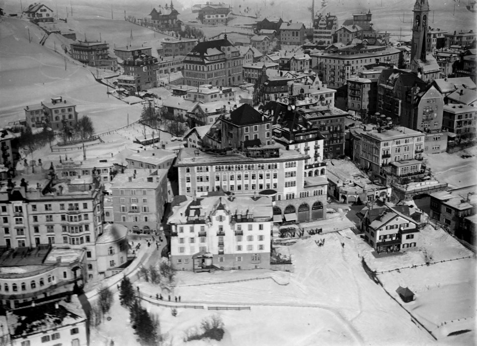 ETH-BIB-St. Moritz, Detail aus 80 m-Inlandflüge-LBS MH01-001489