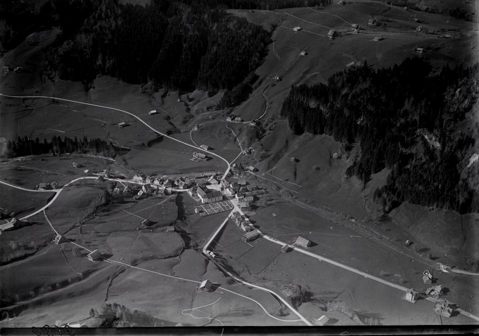 ETH-BIB-St. Peterzell v. O. aus 600 m-Inlandflüge-LBS MH01-003630
