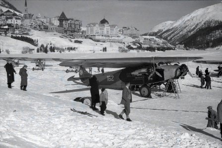 ETH-BIB-St. Moritzer-See, Fokker CH-162, Dragon Rapide HB-ARA der Aero St. Gallen sowie Dewoitine D-27 und Fokker C-V der schweiz. Fliegertruppe, Winter 1934-40-Inlandflüge-LBS MH05-28-07