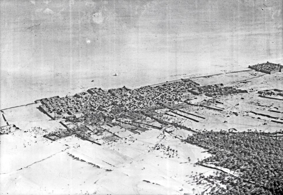 ETH-BIB-Stadt an der Grenze zur Sahara-Tschadseeflug 1930-31-LBS MH02-08-0053