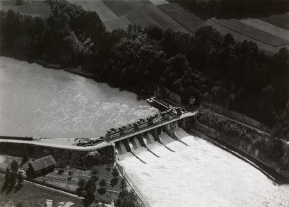 ETH-BIB-Stauwehr Niederried des Kraftwerks Kallnach-Inlandflüge-LBS MH03-1306