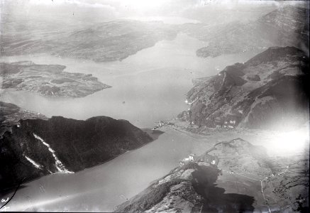 ETH-BIB-Stansstad, Rotzloch, Alpnachersee, Lopper v. S. aus 2200 m-Inlandflüge-LBS MH01-004794