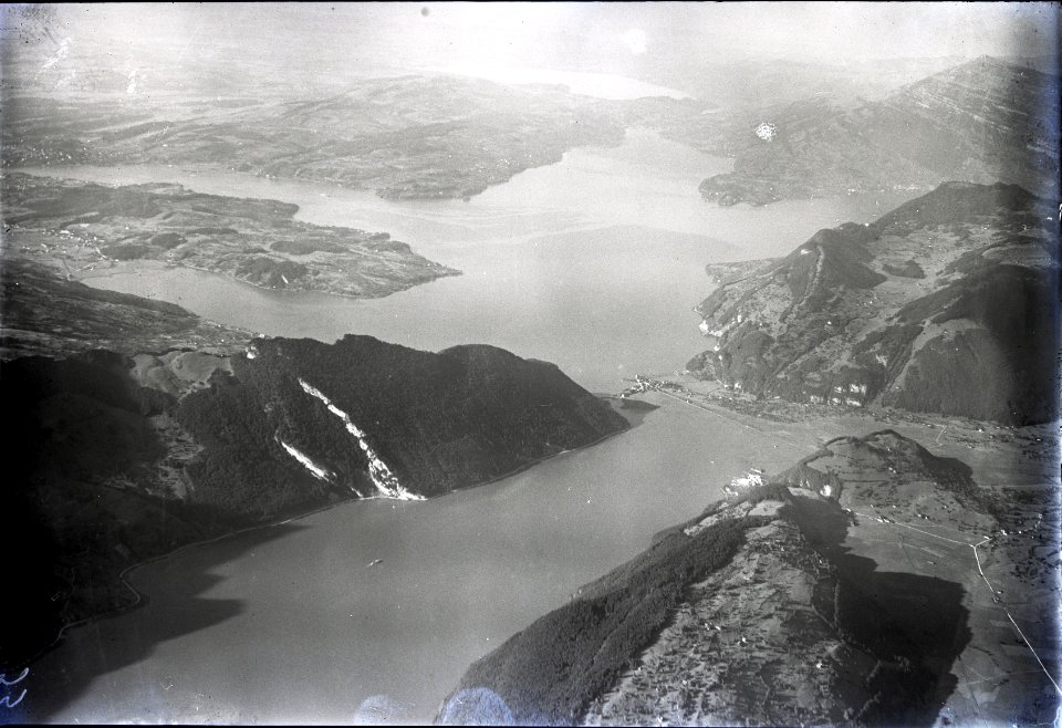 ETH-BIB-Stansstad, Rotzloch, Alpnachersee, Lopper v. S. W.-Inlandflüge-LBS MH01-004795