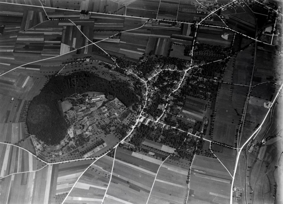 ETH-BIB-Staufen, Lenzburg v. S. aus 800 m-Inlandflüge-LBS MH01-000821