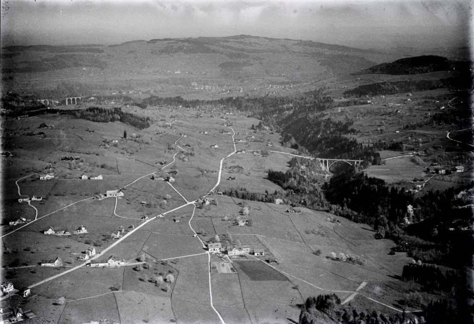 ETH-BIB-Stein mit Sitterbrücke, Bruggen v. S. aus 1000 m-Inlandflüge-LBS MH01-004134