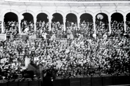 ETH-BIB-Stierkampfarena von Sevilla -unscharf--Nordafrikaflug 1932-LBS MH02-13-0548
