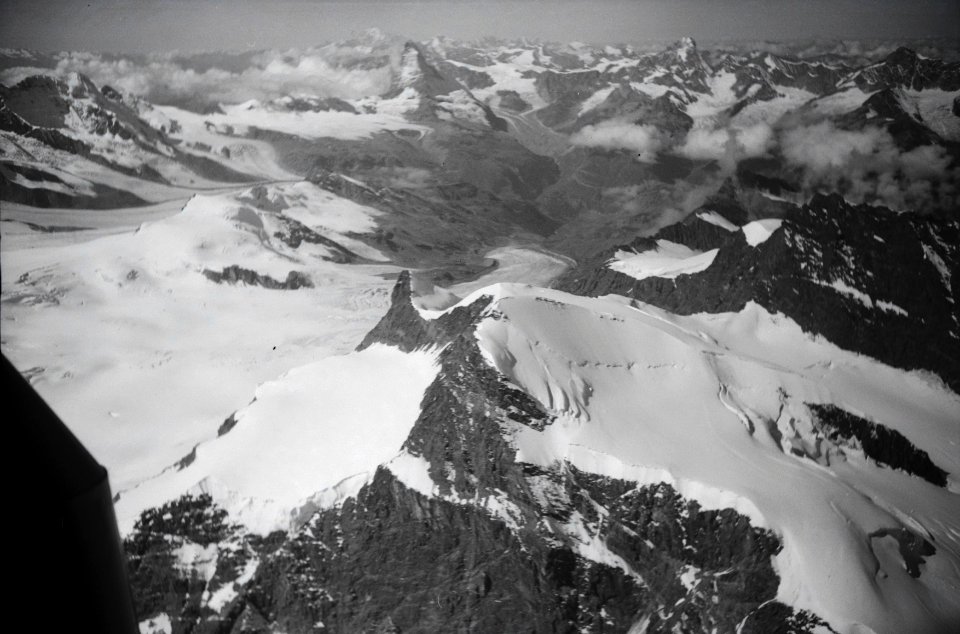 ETH-BIB-Strahlhorn, Findelgletscher, Matterhorn-Inlandflüge-LBS MH05-54-27