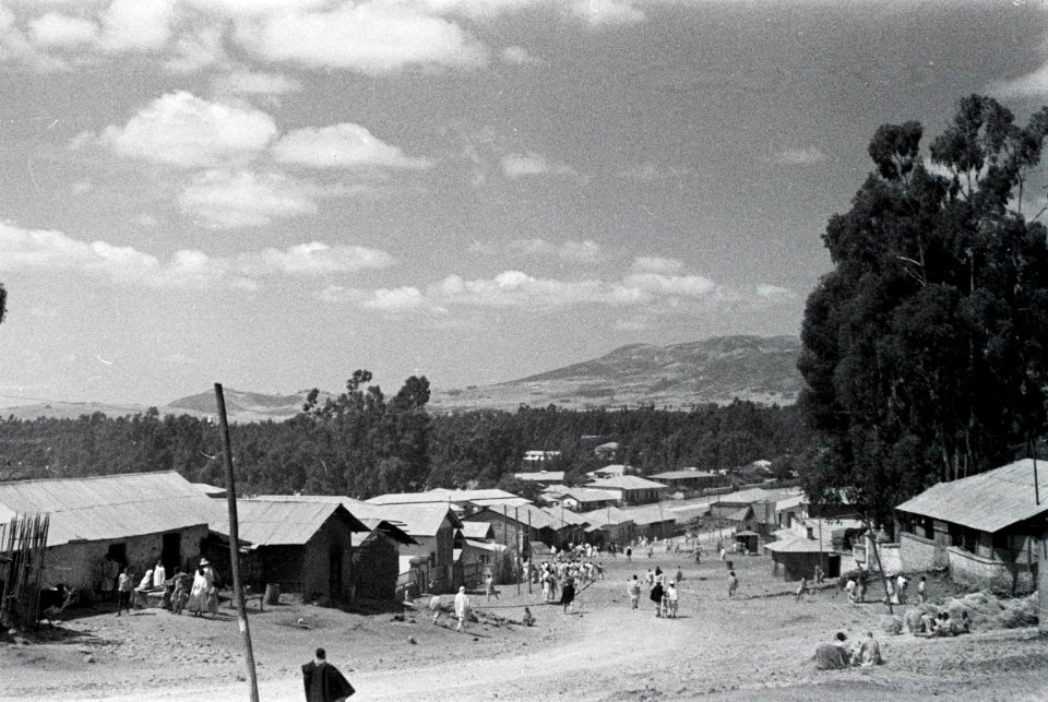 ETH-BIB-Strassenszene in Addis Abeba-Abessinienflug 1934-LBS MH02-22-0983