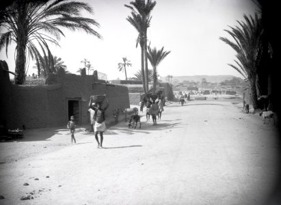 ETH-BIB-Strassenszene in Kano-Tschadseeflug 1930-31-LBS MH02-08-0634