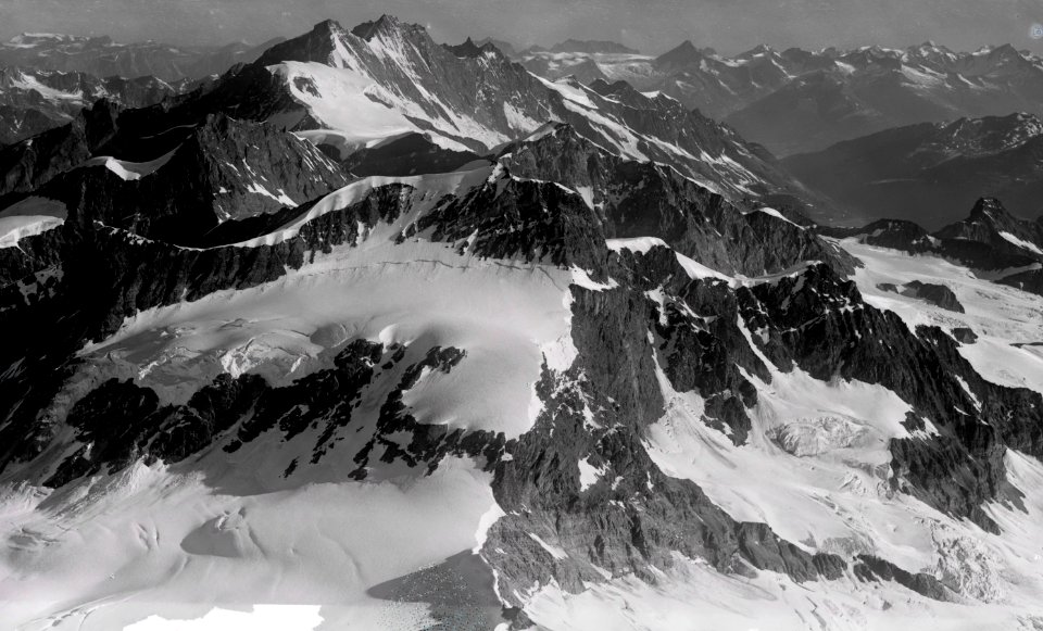 ETH-BIB-Strahlhorn, Mischabel, Berneralpen-Inlandflüge-LBS MH01-002045