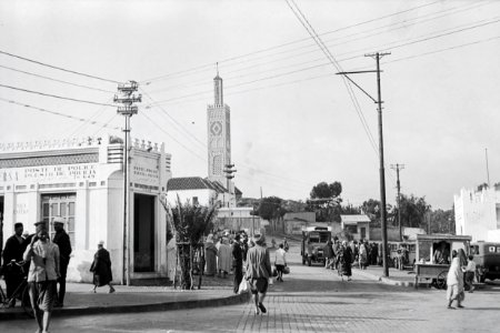 ETH-BIB-Strassenszene in Tanger-Nordafrikaflug 1932-LBS MH02-13-0454