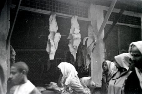 ETH-BIB-Strassenszene in Fès-Nordafrikaflug 1932-LBS MH02-13-0381