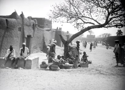 ETH-BIB-Strassenszene in Kano-Tschadseeflug 1930-31-LBS MH02-08-0607