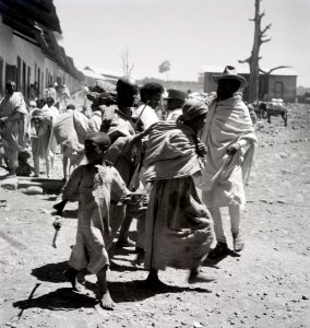 ETH-BIB-Strassenszene in Addis Abeba-Abessinienflug 1934-LBS MH02-22-0278