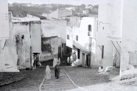 ETH-BIB-Strassenszene in Tanger-Nordafrikaflug 1932-LBS MH02-13-0462