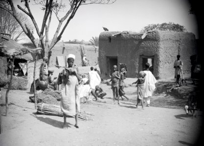 ETH-BIB-Strassenszene in Kano-Tschadseeflug 1930-31-LBS MH02-08-0633