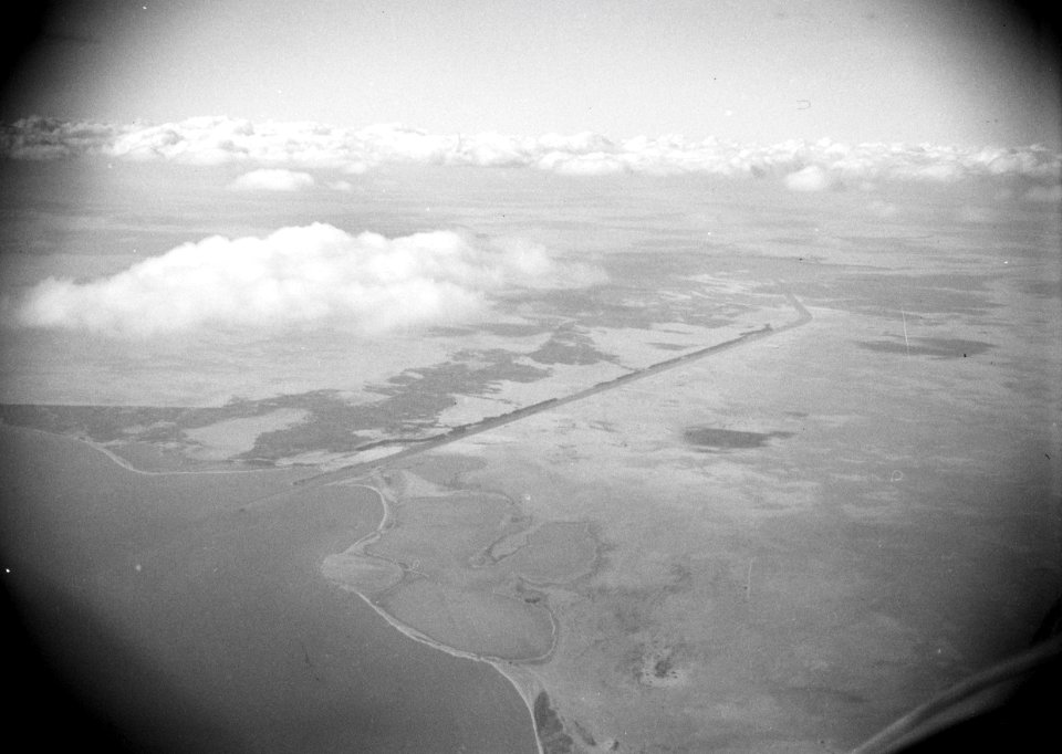 ETH-BIB-Suezkanal aus der Luft-Abessinienflug 1934-LBS MH02-22-0835