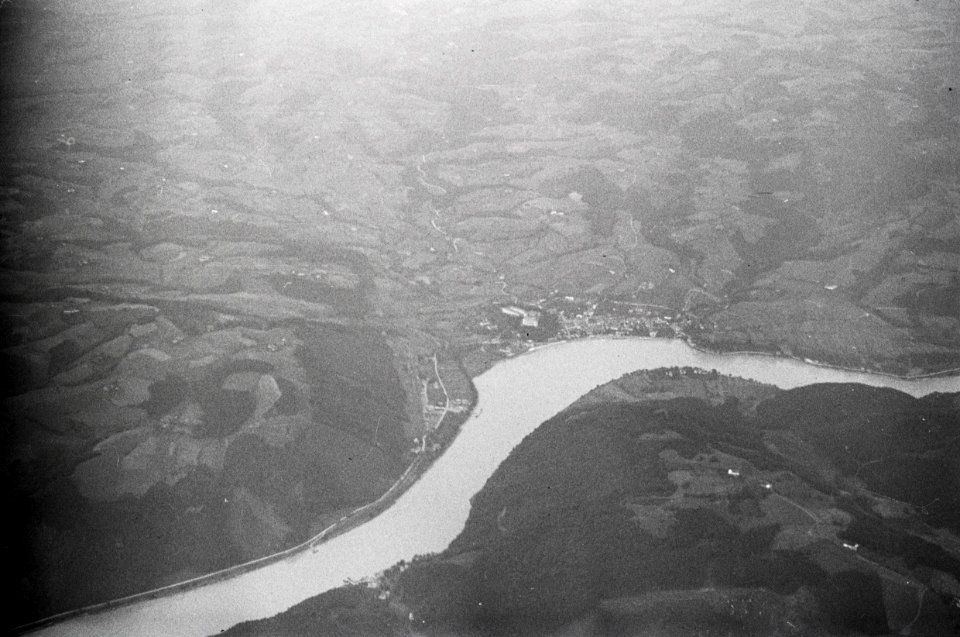 ETH-BIB-Städtchen an Fluss in Österreich-Weitere-LBS MH02-14-0039