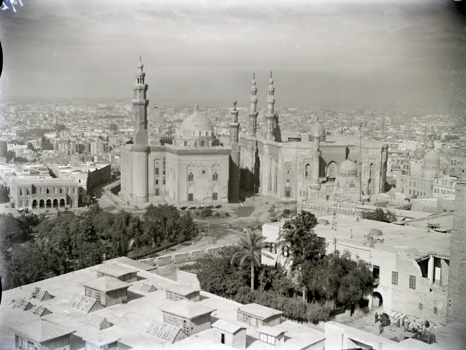 ETH-BIB-Sultan Hassan Moschee vor Zitadelle, Kairo-Kilimanjaroflug 1929-30-LBS MH02-07-0192