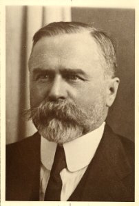 ETH-BIB-Studer, Hugo (1865-1931)-Portrait-Portr 03018
