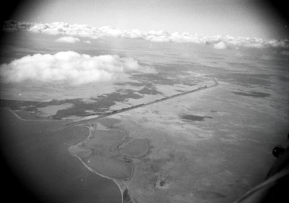 ETH-BIB-Suezkanal aus 3000 m Höhe-Abessinienflug 1934-LBS MH02-22-0130