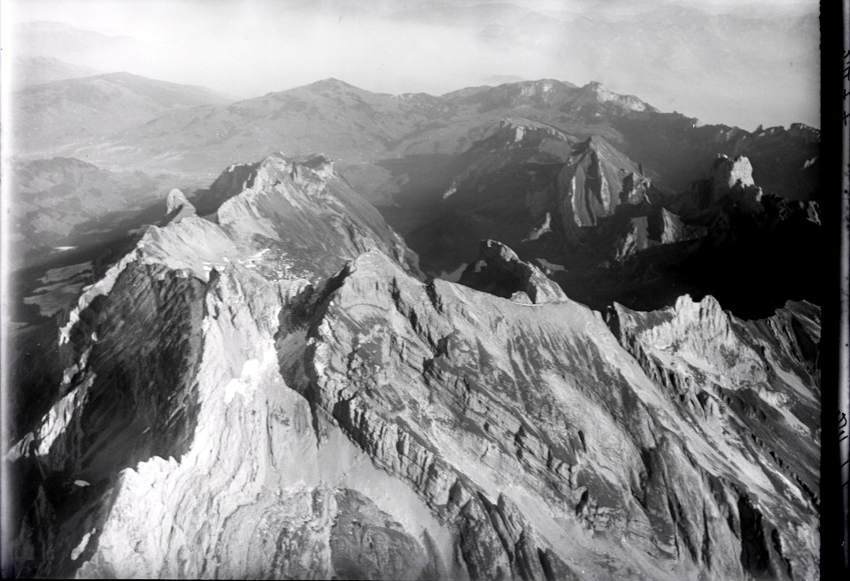 ETH-BIB-Säntis, Girenspitz, Hoher Kasten v. S. W. aus 3500 m-Inlandflüge-LBS MH01-002477