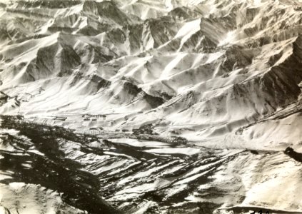 ETH-BIB-Südabhänge des Elburs aus 3200 m Höhe-Persienflug 1924-1925-LBS MH02-02-0130-AL-FL