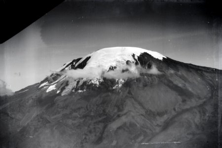 ETH-BIB-Südostflanke des Kibo aus 4600 m Höhe-Kilimanjaroflug 1929-30-LBS MH02-07-0113