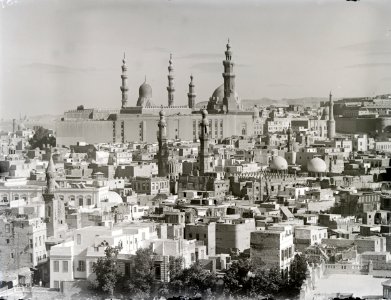 ETH-BIB-Sultan Hassan Moschee vor Ibn Tulum, Kairo-Kilimanjaroflug 1929-30-LBS MH02-07-0187