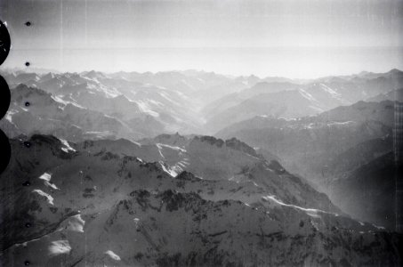 ETH-BIB-Tal der Torrent mit P. Ramière von S.W. aus 4500 m Höhe-Mittelmeerflug 1928-LBS MH02-05-0097