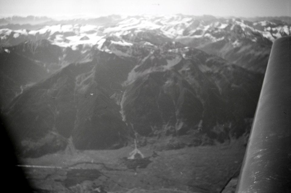 ETH-BIB-Tal in den Alpen zwischen der Schweiz, Österreich und Italien-Weitere-LBS MH02-32-0011