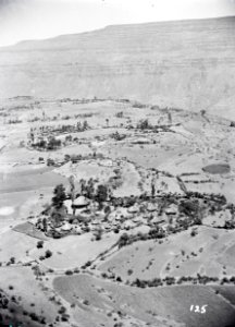 ETH-BIB-Tal von Debre Libanos, abessinisches Dorf-Abessinienflug 1934-LBS MH02-22-0246