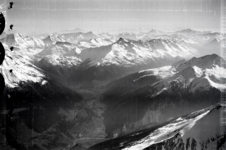 ETH-BIB-Tal der Maurienne - Aiguille de la Grande Sassière - Grivola -…-, Wallis von S. aus 4600 m Höhe-Mittelmeerflug 1928-LBS MH02-05-0126