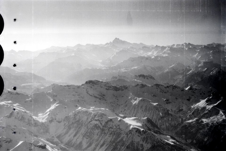 ETH-BIB-Tal der Torrent mit Mt. Viso von W.-Mittelmeerflug 1928-LBS MH02-05-0099