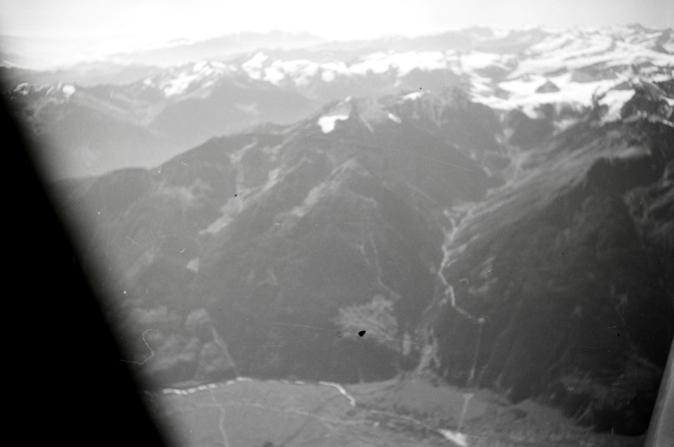 ETH-BIB-Tal in den Alpen zwischen der Schweiz, Österreich und Italien-Weitere-LBS MH02-32-0010