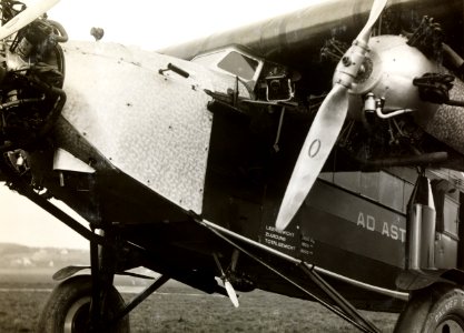 ETH-BIB-Teilansicht der Fokker-Tschadseeflug 1930-31-LBS MH02-08-0160-AL-FL