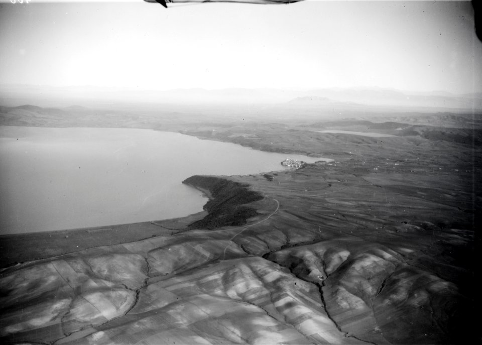 ETH-BIB-Südliches Ufer des Lago di Bracciano, nördlich von Rom-Kilimanjaroflug 1929-30-LBS MH02-07-0400