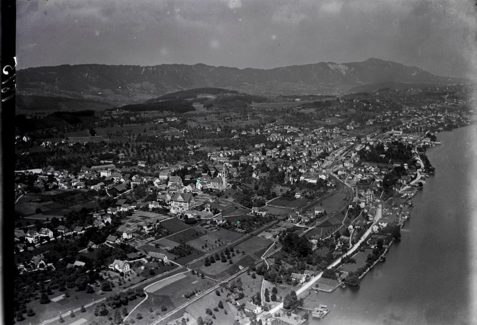 ETH-BIB-Thalwil, Uetliberg aus 200 m-Inlandflüge-LBS MH01-001815