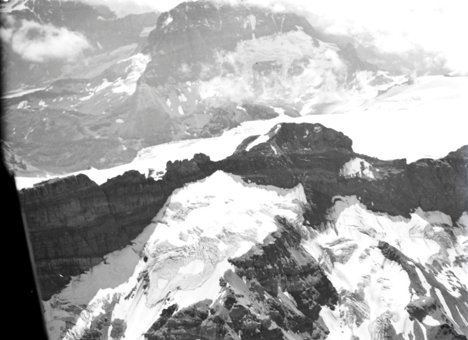 ETH-BIB-Teufelstöcke, Tödi v. N. aus 3700 m-Inlandflüge-LBS MH01-006521