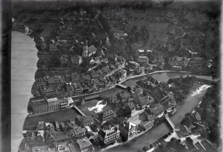 ETH-BIB-Thun, Zentrum v. S. W. aus 200 m-Inlandflüge-LBS MH01-001186