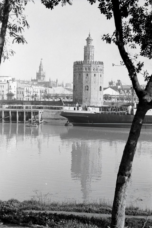 ETH-BIB-Torre del Oro, Sevilla-Nordafrikaflug 1932-LBS MH02-13-0497