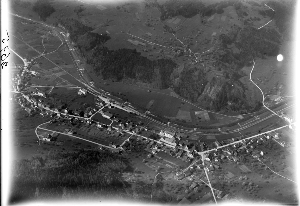 ETH-BIB-Turbenthal, Hutzikon aus 400 m-Inlandflüge-LBS MH01-002675