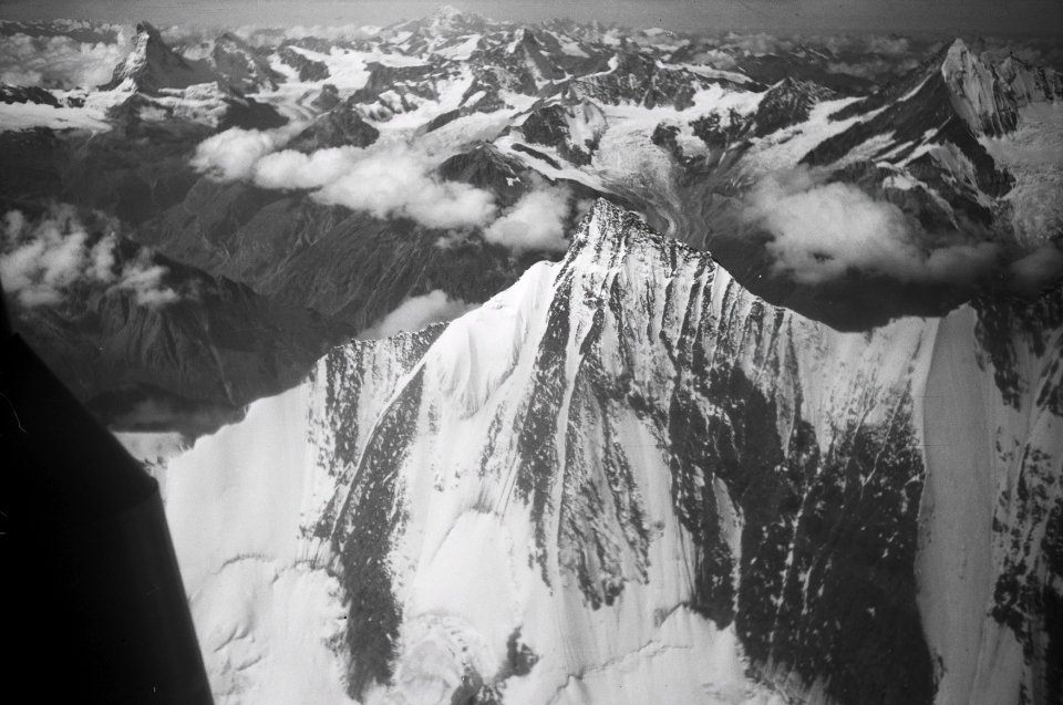 ETH-BIB-Täschhorn, Matterhorn, Weisshorn-Inlandflüge-LBS MH05-54-31