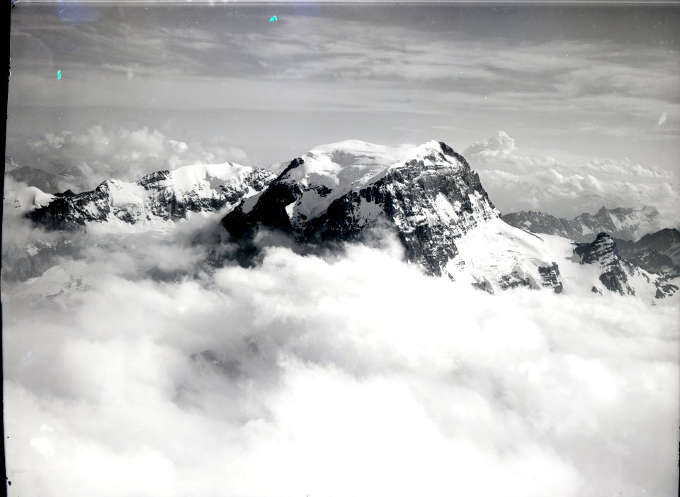 ETH-BIB-Tödi im Wolkenmeer-Inlandflüge-LBS MH01-007767