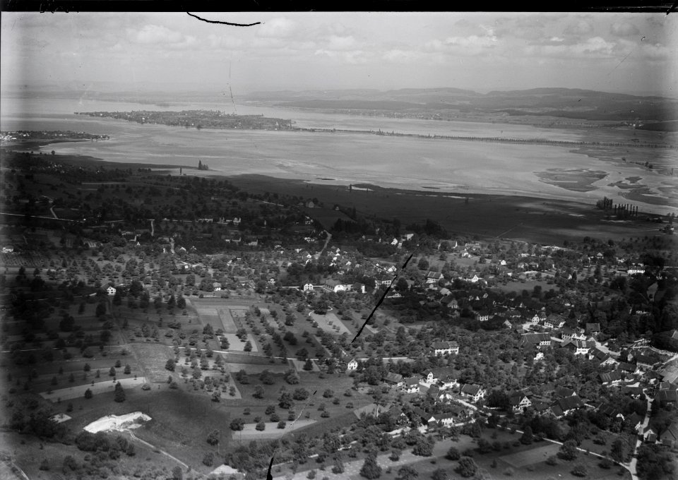 ETH-BIB-Tägerwilen, Insel Reichenau, Untersee v. S. aus 400 m-Inlandflüge-LBS MH01-004635