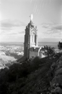 ETH-BIB-Turm auf Hügel bei Oran-Nordafrikaflug 1932-LBS MH02-13-0140