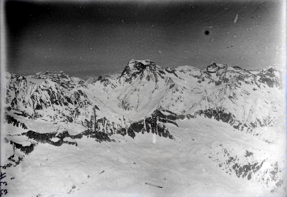 ETH-BIB-Tödi, Bifertenstock, Cavistrau, Glärnisch v. S. aus 3600 m-Inlandflüge-LBS MH01-003343